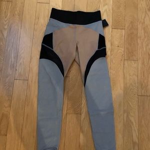 Full length mesh cut out michi leggings